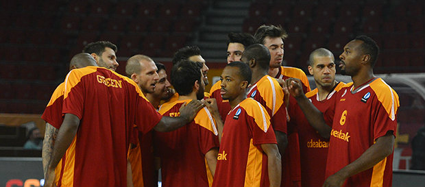 Galatasaray Odeabank 73–74 Banvit