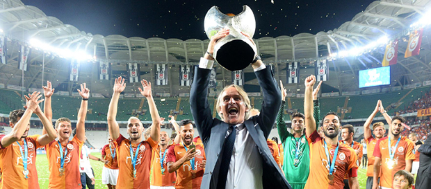 Riekerink: Taraftara Armağan Olsun