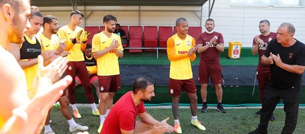 Mariano Galatasaray'daki son antrenmanına çıktı