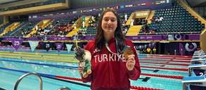 Yüzücümüz Sudem Denizli’den altın madalya!