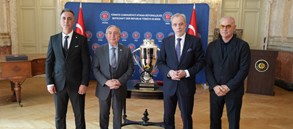 Galatasarayımızın 26. şampiyonluk kupası Viyana’da