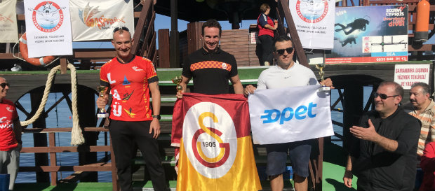 Osman Zengin’den altın madalya 