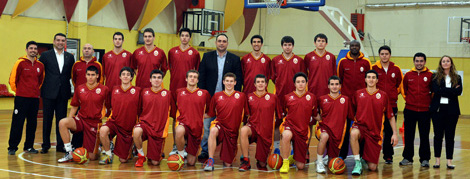 Genç Erkeklerde Çeyrek Finaldeyiz