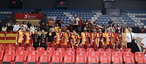 AXA Sigorta Kupa Voley'de yarı finaldeyiz!