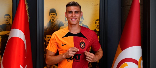 Kazımcan Karataş: “Taraftarımızın önüne çıkmak için sabırsızlanıyorum”
