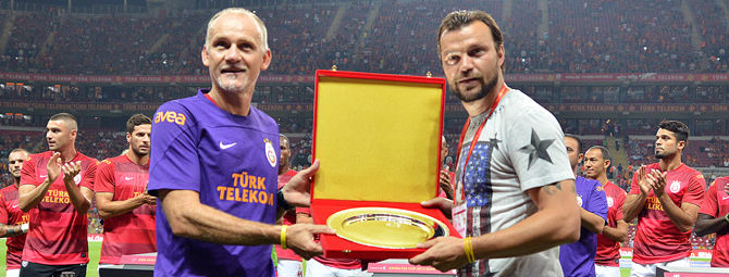 Tomas Ujfalusi Türk Telekom Arena'daydı