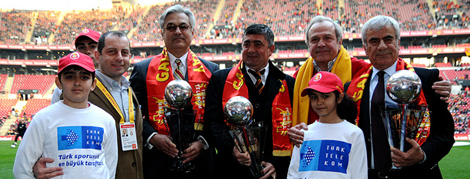 Efsaneler Türk Telekom Arena'daydı