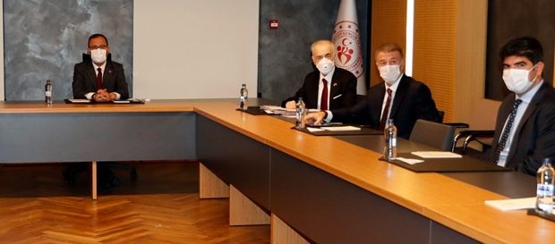 Başkanımız Mustafa Cengiz, Gençlik ve Spor Bakanımız Mehmet Kasapoğlu'nun ev sahipliğinde düzenlenen toplantıya katıldı