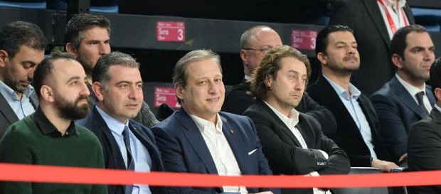 Başkanımız Burak Elmas, Türkiye - Yunanistan maçını Sinan Erdem Spor Salonu’nda izledi