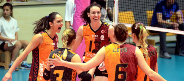 Sultanlar Ligi'nde Yarı Finaldeyiz