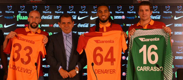 Denayer, Latovlevici ve Carrasso için imza töreni 