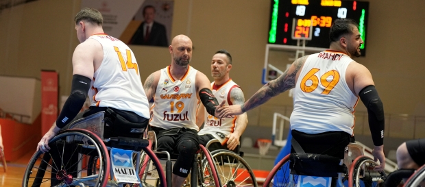 Galatasaray Fuzul 78-36 İzmir Büyükşehir Belediyesi