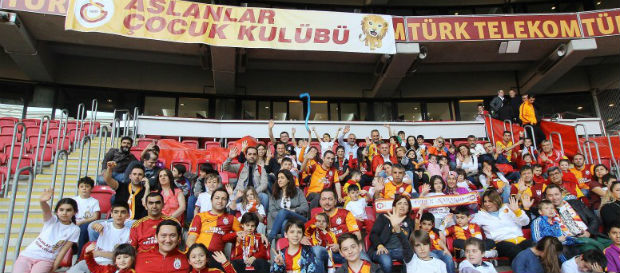 Aslan Çocuklar Arena’daydı