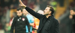 Teknik Direktörümüz Okan Buruk: "Üç puanla başlamak çok değerliydi"
