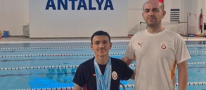 Umut Ünlü'den üç altın madalya!