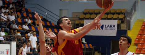 Burak Eşlik, Yıldız Milli Takım Kadrosunda