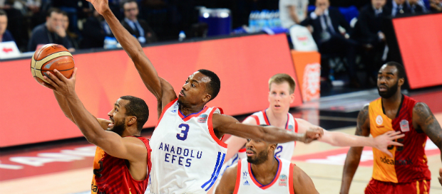Anadolu Efes 76–68 Galatasaray Odeabank