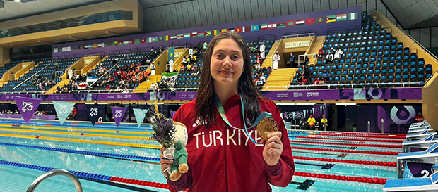 Yüzücümüz Sudem Denizli’den altın madalya!