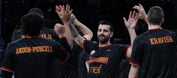 Maça Doğru | Galatasaray Nef - Yukatel Merkezefendi Belediyesi Basket