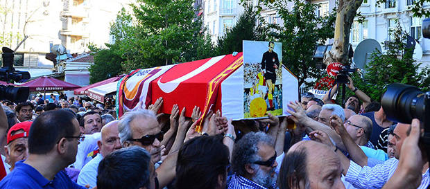 Berlin Panteri Ebediyete Uğurlandı