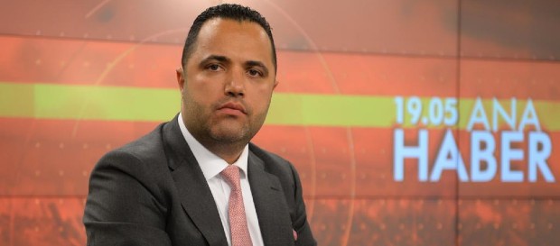 Rezan Epözdemir: “Taraftarlarımız müsterih olsun; transferler arka arkaya gelecek”