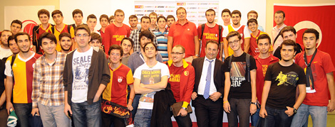 Ergin Ataman Taraftarların Sorularını Yanıtladı