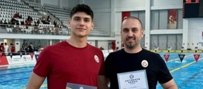 Emre Onuş'tan 18 Yaş Yeni Türkiye Rekoru
