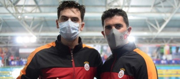 Berkay Ömer Öğretir Avrupa Büyükler Yüzme Şampiyonası’nda yarı finalde