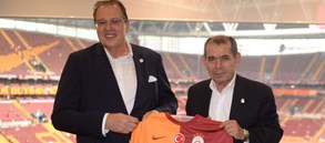 Galatasaray ile Olimpija Ljubljana yönetimi yemekte bir araya geldi