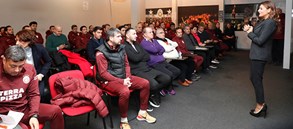 Kuşaklar arası ilişkiler Florya'da konuşuldu