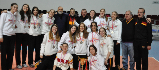 Genç Voleybolcularımızdan Türkiye İkinciliği