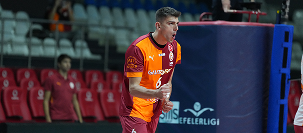 Galatasaray HDI Sigorta 3-2 İstanbul Gençlik