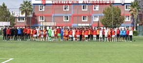 Galatasaray U19 takımı, Altınordu ile karşı karşıya geldi