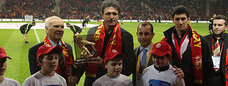 Gheorghe Popescu Türk Telekom Arenadaydı