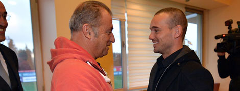 Wesley Sneijder Florya Metin Oktay Tesisleri'nde