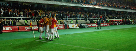 Galatasarayın Lig Maçları Canlı Yayınla WebTVde!