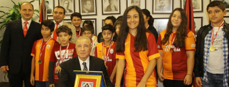 Anafen Eğitim Kurumlarından Başkan Ünal Aysala Ziyaret