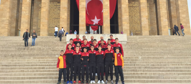 Küçük Erkek Basketbol Takımımız Ata'nın Huzurunda