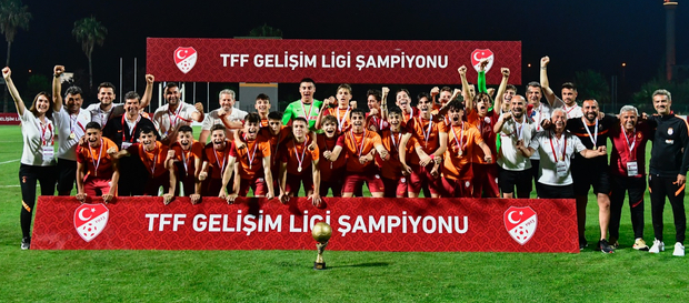 U-14 Akademi Takımımız, Elit U-14 Gelişim Ligi'nde Yarı Finale Yükseldi