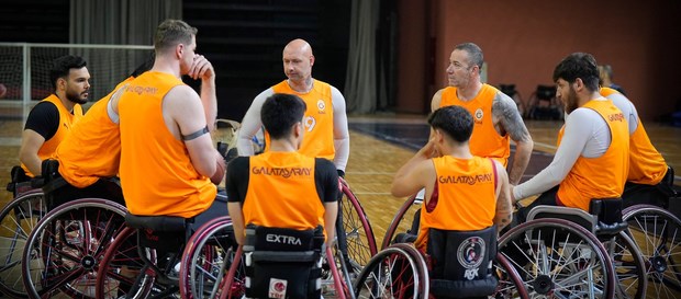 Karabük Demir Kartal 37-112 Galatasaray Fuzul