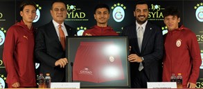 1905 GSYİAD, Galatasaray Futbol Akademisi'ne şort sponsoru oldu