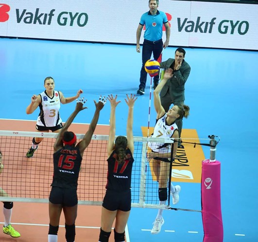 Galatasaray HDI Sigorta: 0 - VakıfBank: 3 MAÇ SONUCU Galatasaray HDI Sigorta: 0 - VakıfBank: 3 MAÇ SONUCU