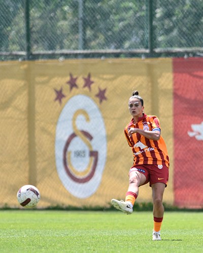 2023-2024 Turkcell Kadın Futbol Süper Lig Şampiyonu Galatasaray Petrol ...