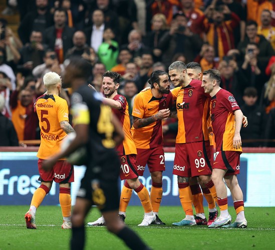 Galatasaray 6-0 Yukatel Kayserispor - GALATASARAY.ORG