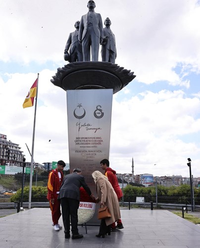 aee9410efeb14239848dcd4dff85e466