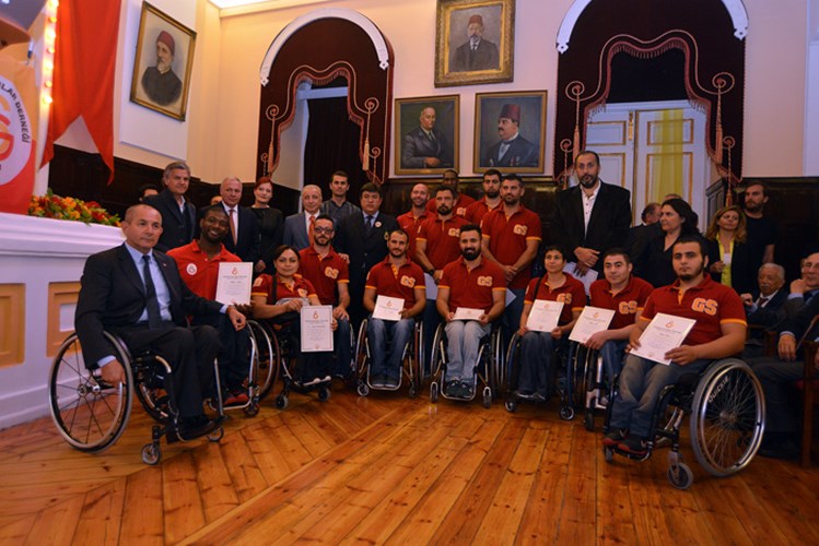 Engelsiz Aslanlar Kupasını Aldı