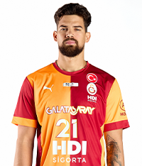 21 Roamy Alonso