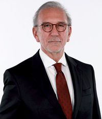  Niyazi Yelkencioğlu   