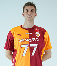 77 Can Koç